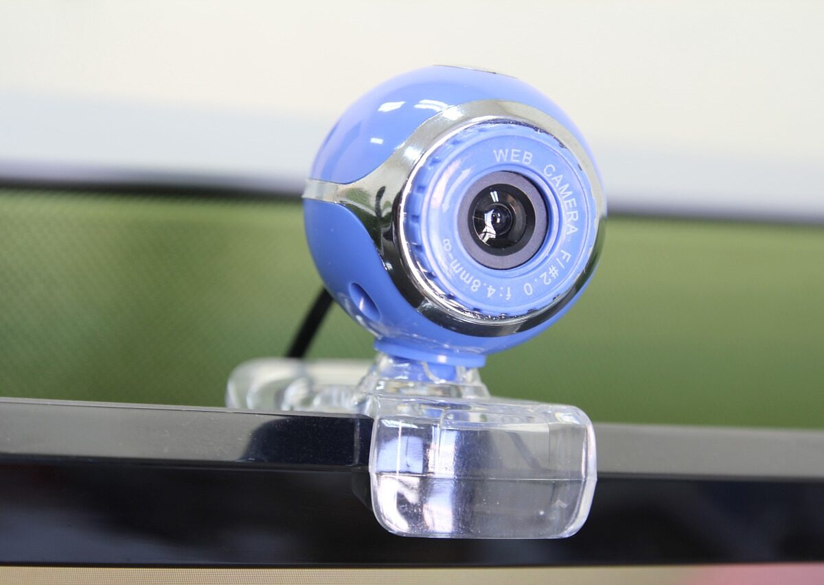 Comune e Rotary Club insieme per migliorare la Dad: webcam nelle aule