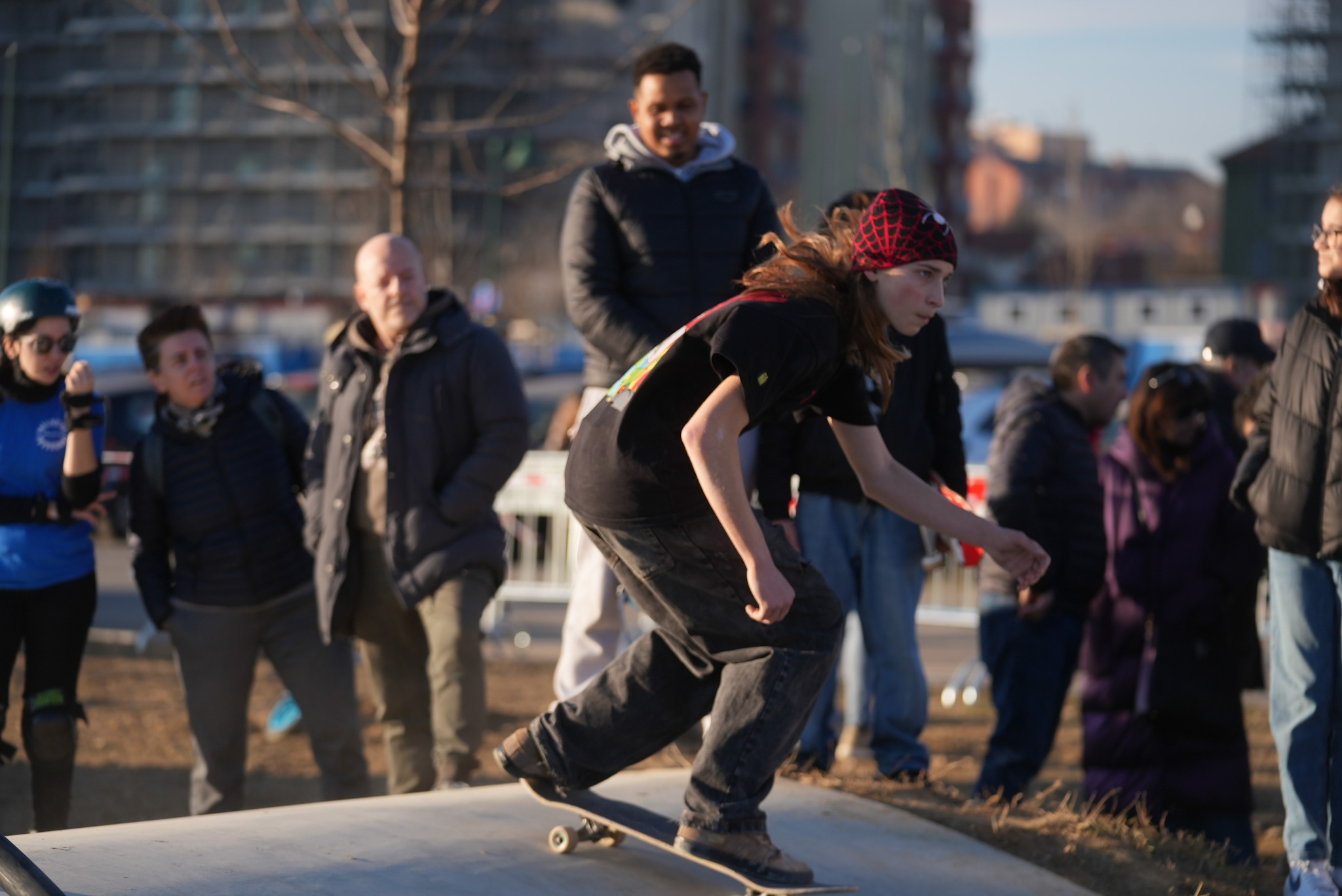Inaugurazione skatepark: ragazza sullo skate