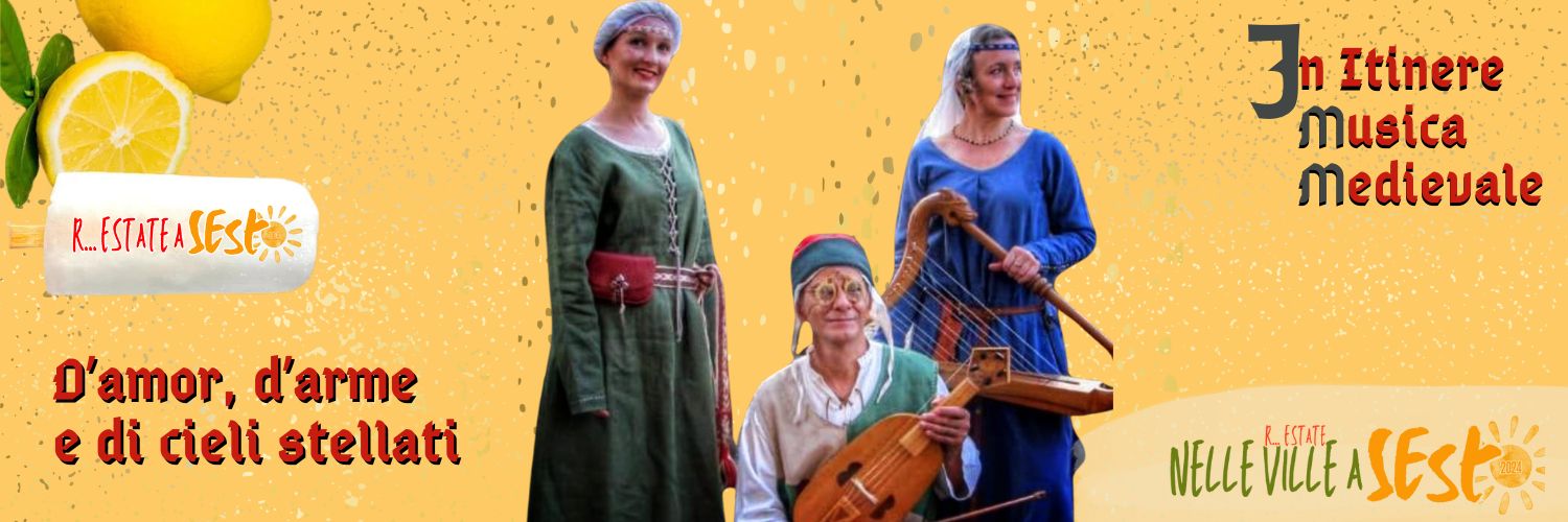 i tre musicisti vestiti in abiti medievali
