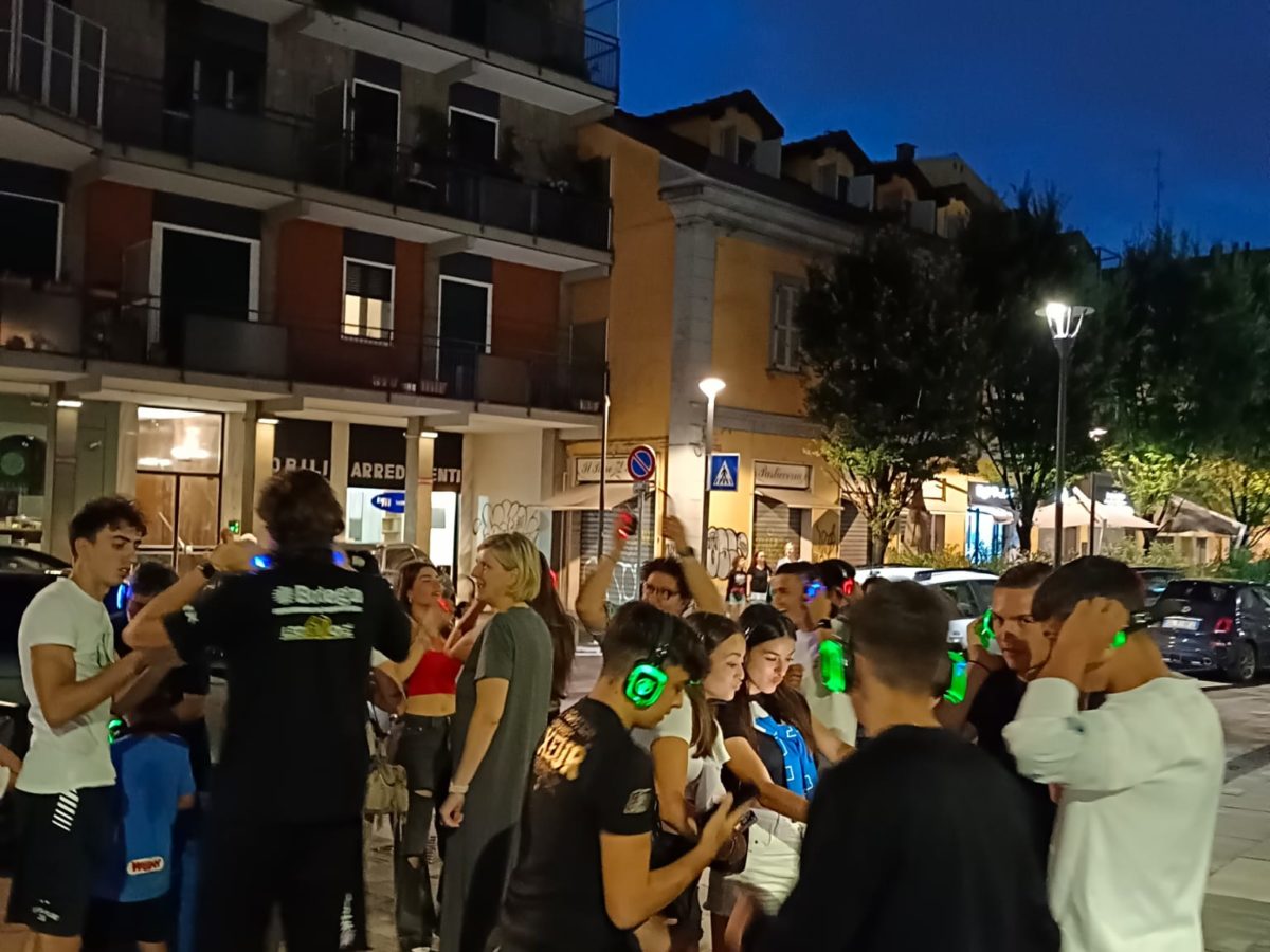 Silent disco in piazza Petazzi - Estate 2024