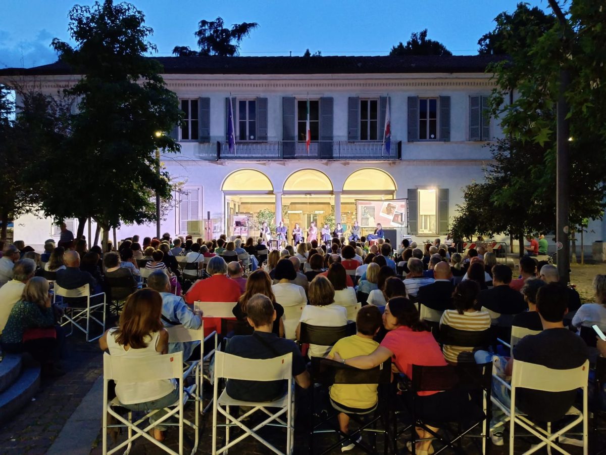 Premio Selezione bancarella in largo Lamarmora - Estate 2024