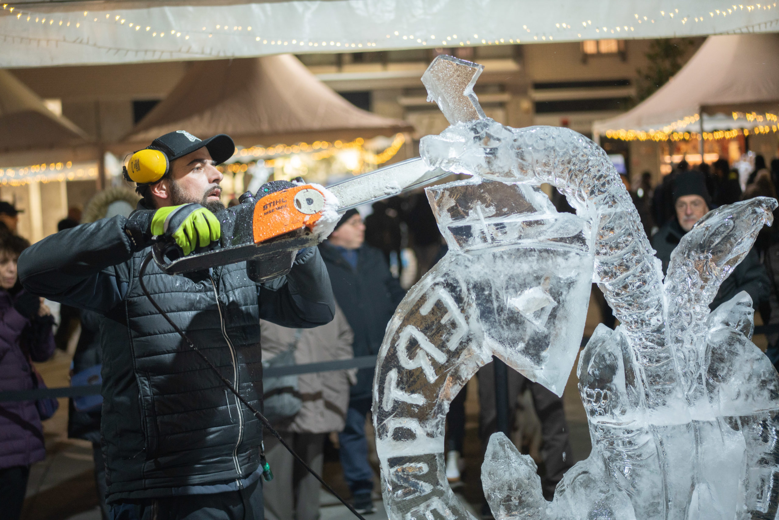 World Ice Art Championship 13-15 dicembre 2024, piazza Petazzi, Sesto San Giovanni