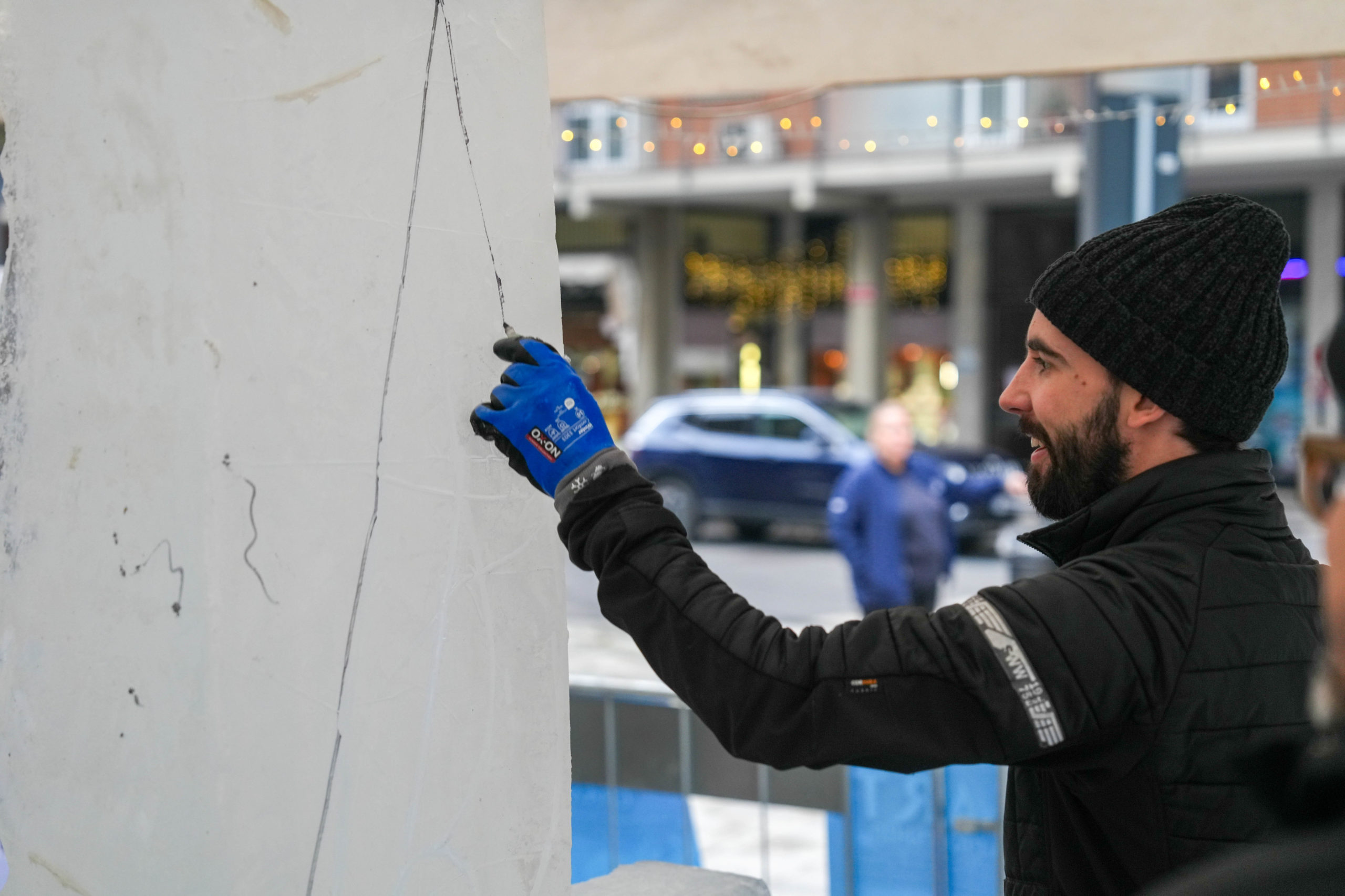 World Ice Art Championship 13-15 dicembre 2024, piazza Petazzi, Sesto San Giovanni