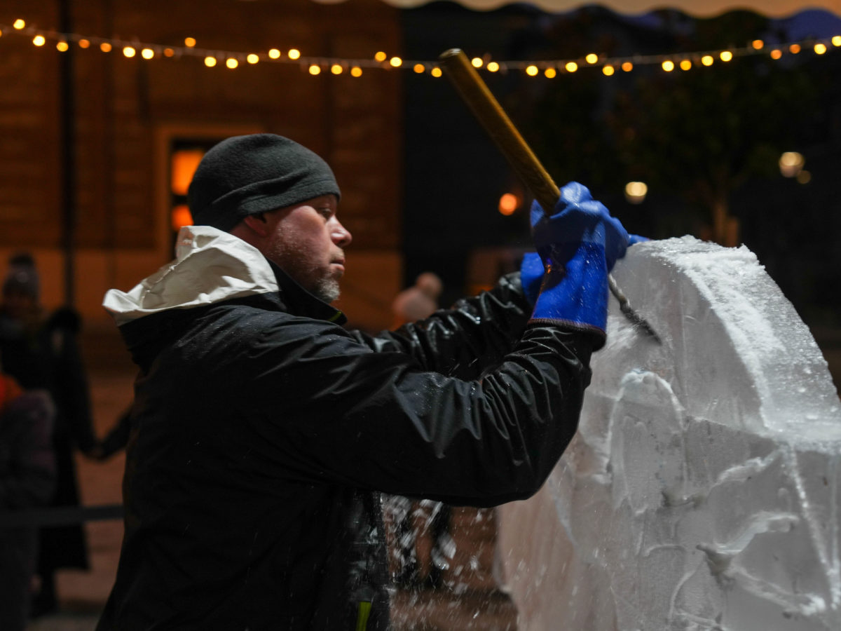 World Ice Art Championship 13-15 dicembre 2024, piazza Petazzi, Sesto San Giovanni