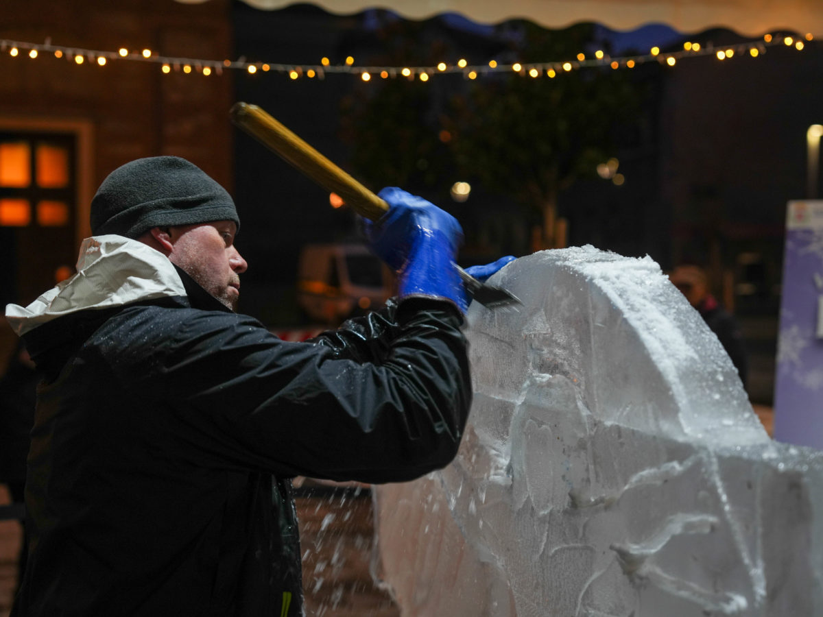 World Ice Art Championship 13-15 dicembre 2024, piazza Petazzi, Sesto San Giovanni