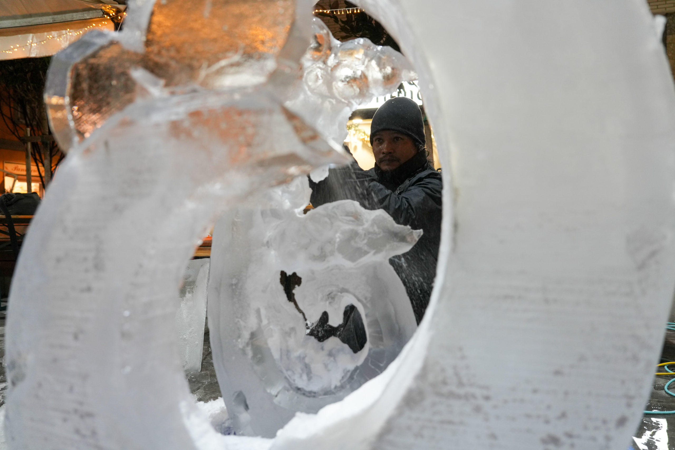 World Ice Art Championship 13-15 dicembre 2024, piazza Petazzi, Sesto San Giovanni