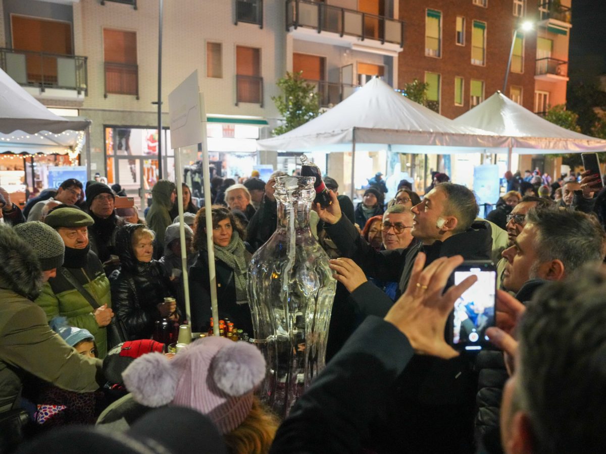 World Ice Art Championship 13-15 dicembre 2024, piazza Petazzi, Sesto San Giovanni