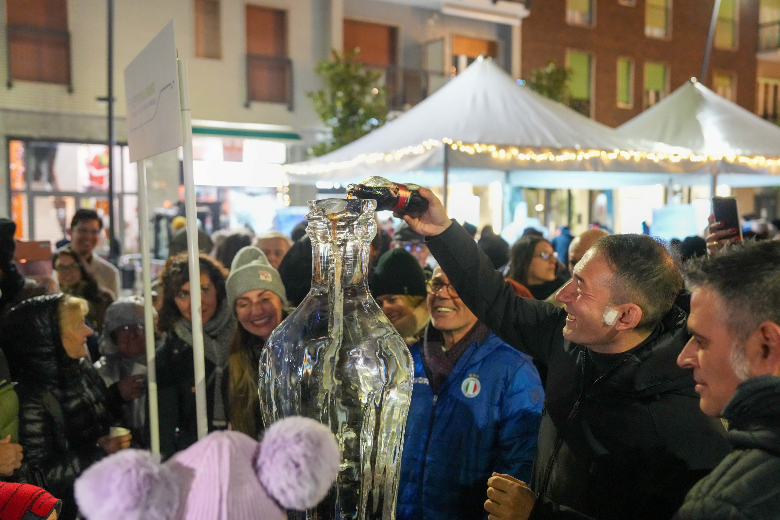 World Ice Art Championship 13-15 dicembre 2024, piazza Petazzi, Sesto San Giovanni