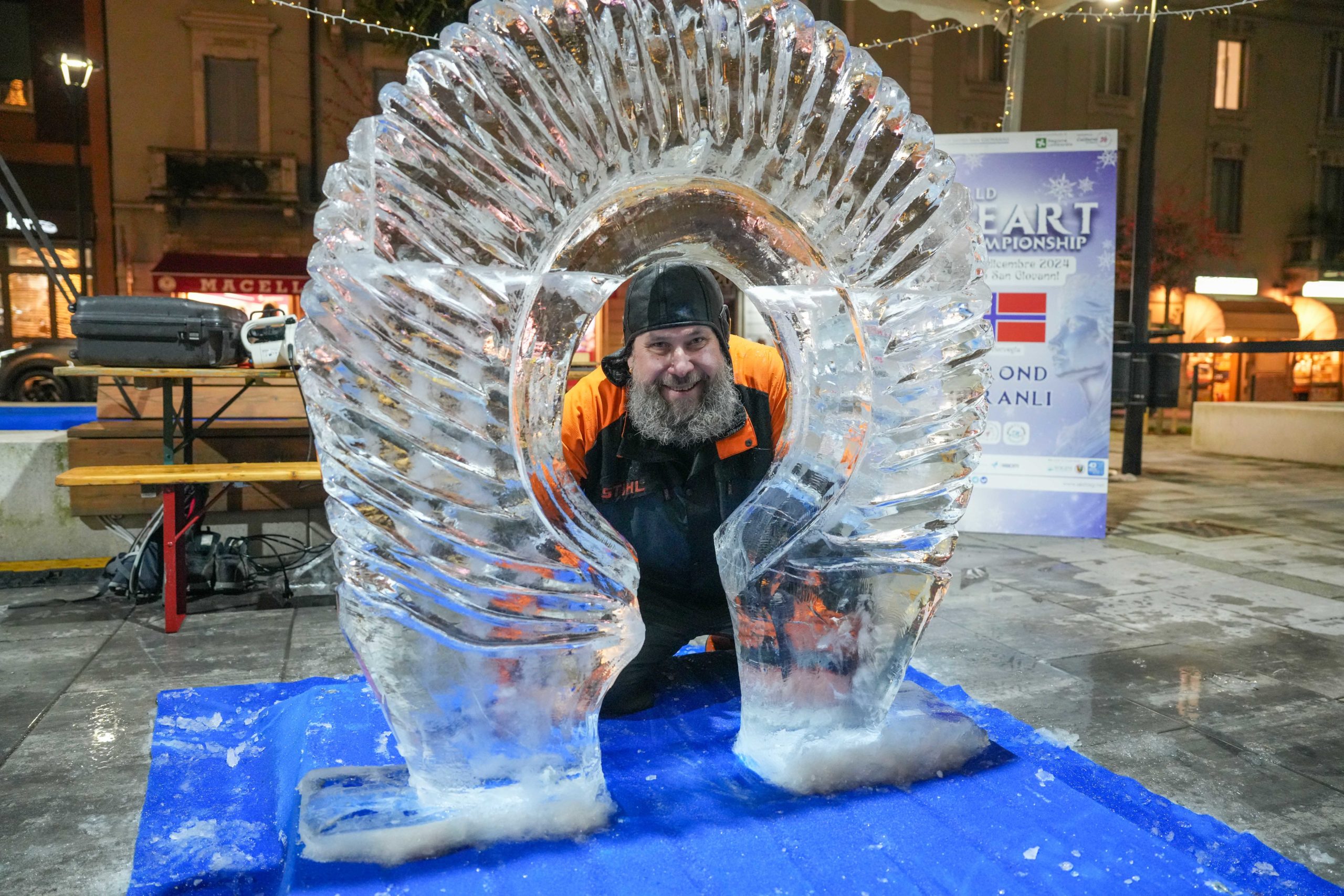 World Ice Art Championship 13-15 dicembre 2024, piazza Petazzi, Sesto San Giovanni