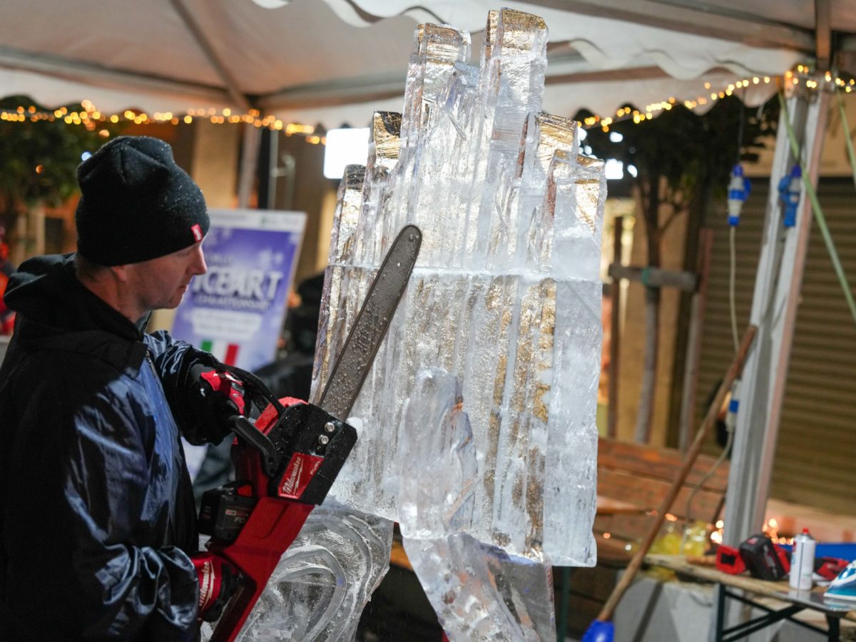 World Ice Art Championship 13-15 dicembre 2024, piazza Petazzi, Sesto San Giovanni