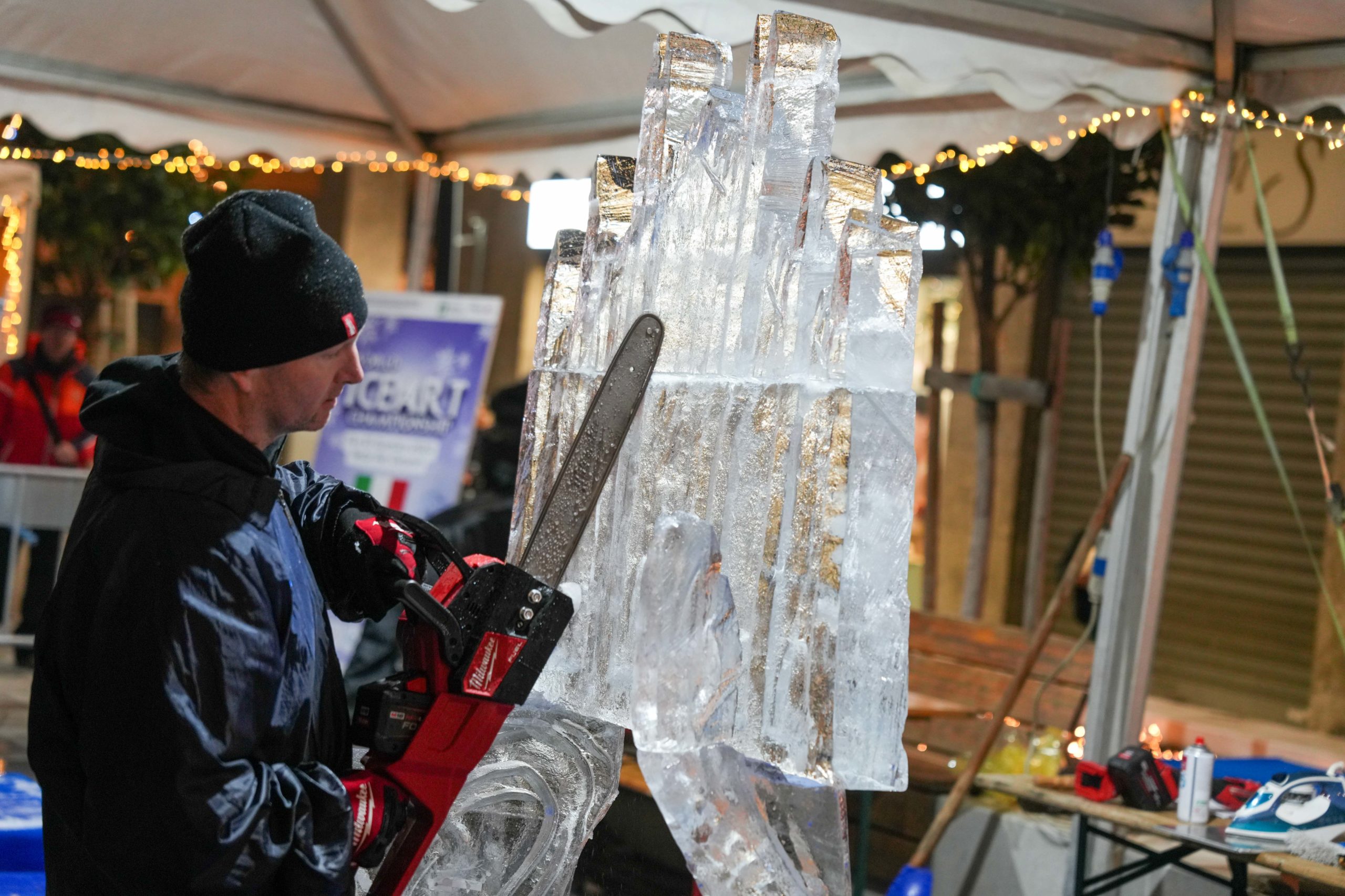 World Ice Art Championship 13-15 dicembre 2024, piazza Petazzi, Sesto San Giovanni