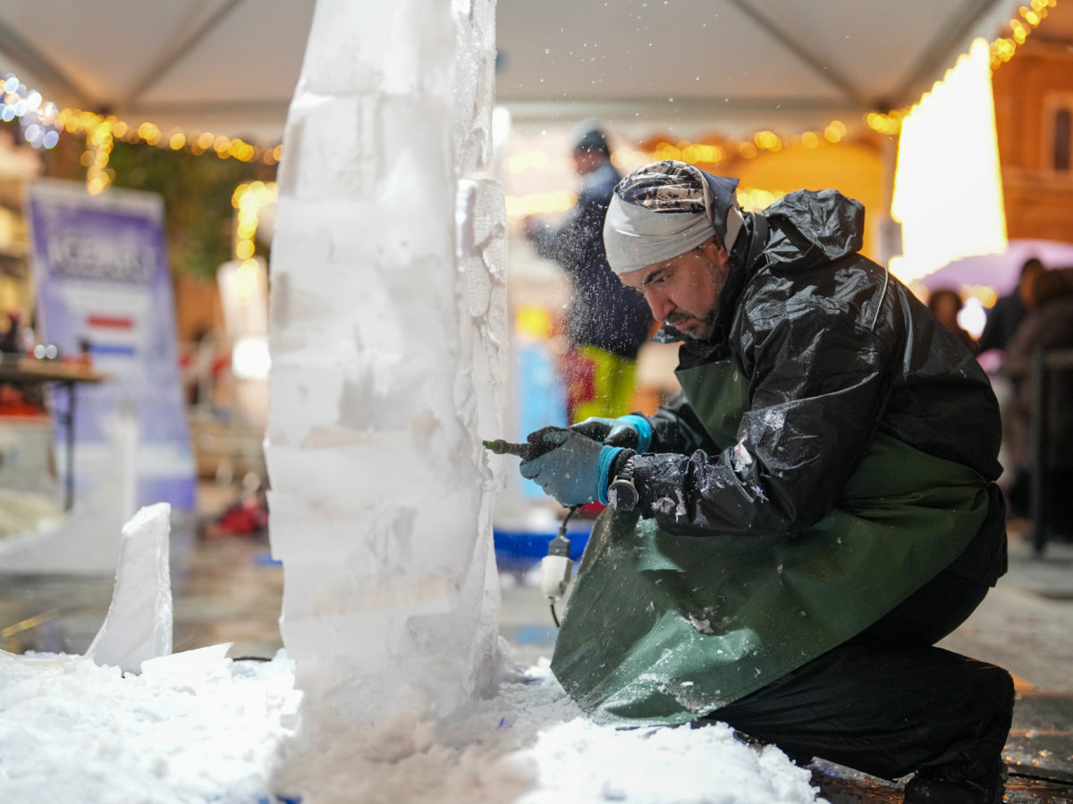 World Ice Art Championship 13-15 dicembre 2024, piazza Petazzi, Sesto San Giovanni