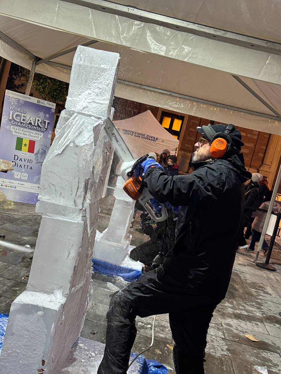 World Ice Art Championship 13-15 dicembre 2024, piazza Petazzi, Sesto San Giovanni