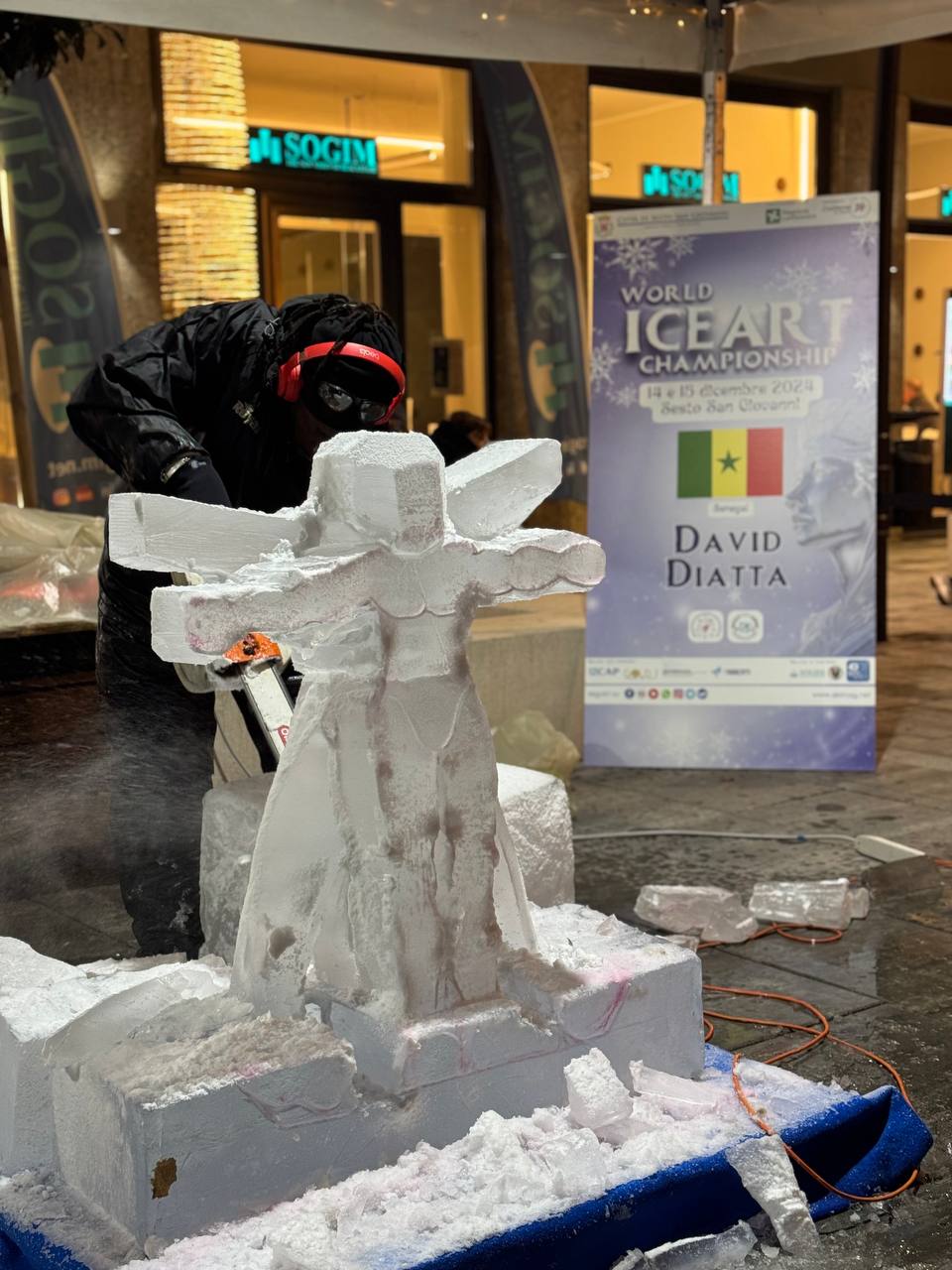 World Ice Art Championship 13-15 dicembre 2024, piazza Petazzi, Sesto San Giovanni