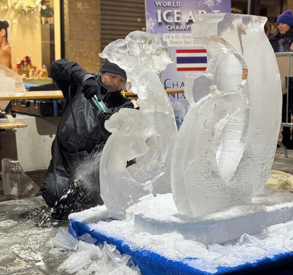 World Ice Art Championship 13-15 dicembre 2024, piazza Petazzi, Sesto San Giovanni