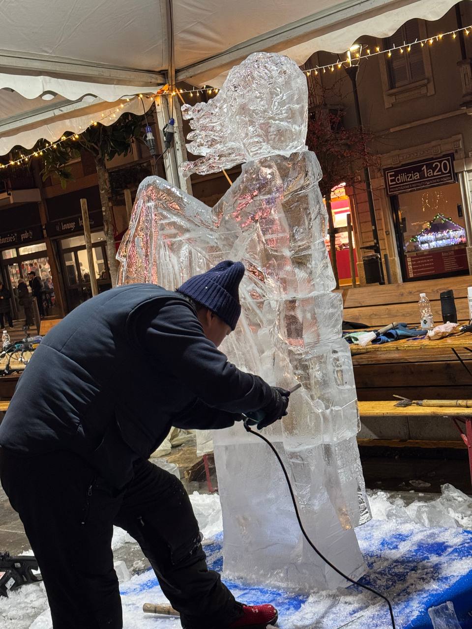 World Ice Art Championship 13-15 dicembre 2024, piazza Petazzi, Sesto San Giovanni