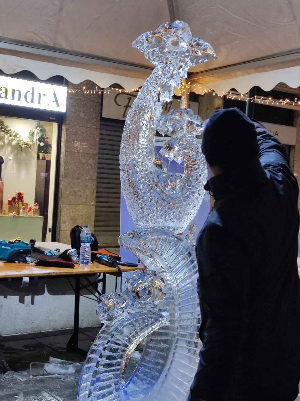 World Ice Art Championship 13-15 dicembre 2024, piazza Petazzi, Sesto San Giovanni