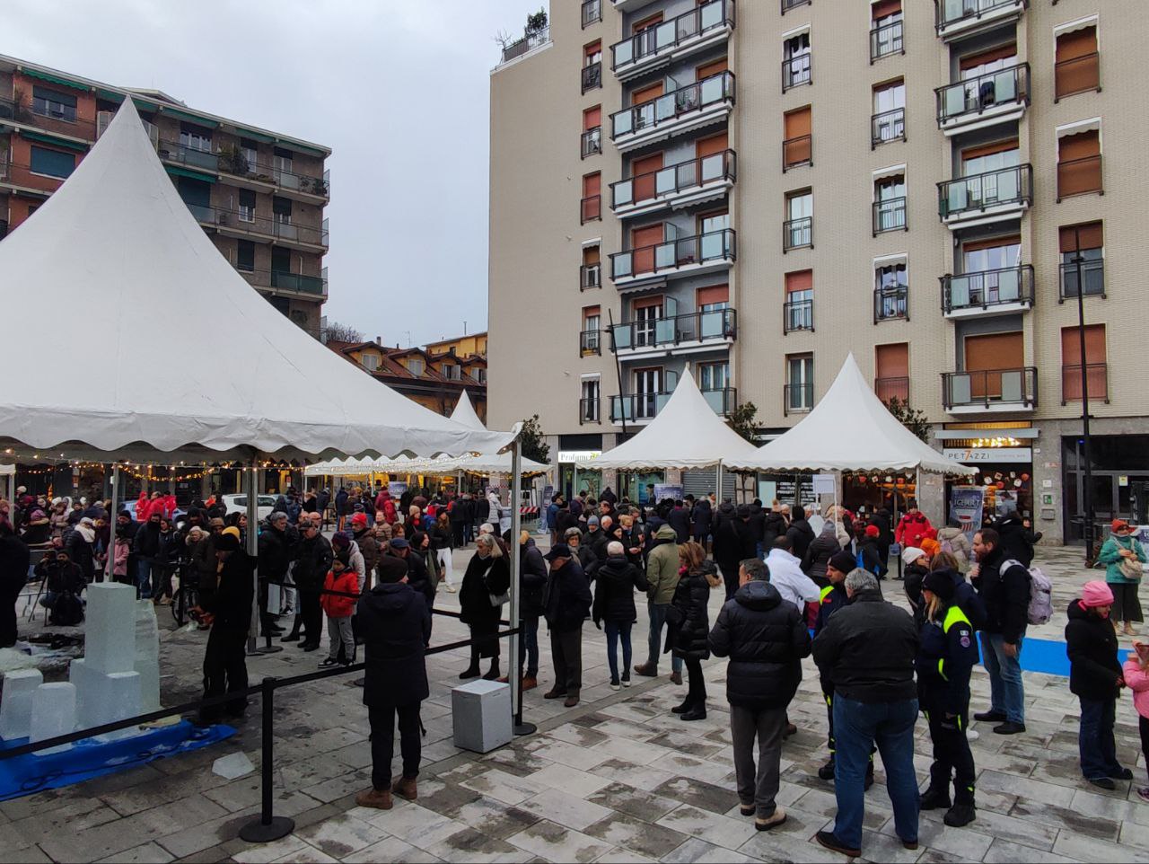 World Ice Art Championship 13-15 dicembre 2024, piazza Petazzi, Sesto San Giovanni